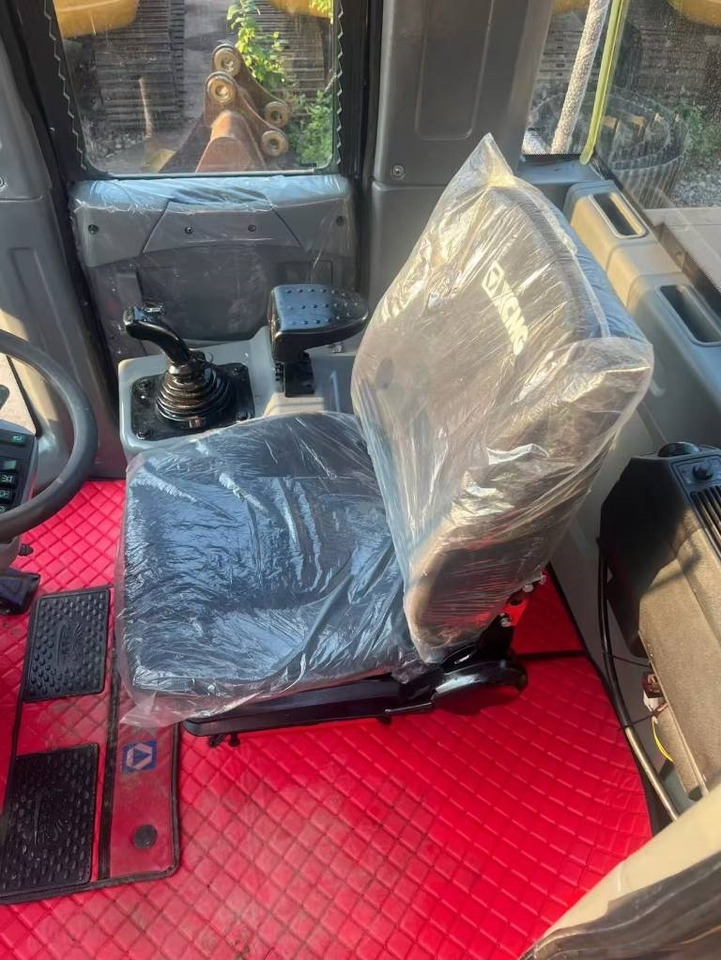 XCMG ZL 50 GN - Chargeuse sur pneus: photos 5 XCMG ZL 50 GN - Chargeuse sur pneus: photos 5