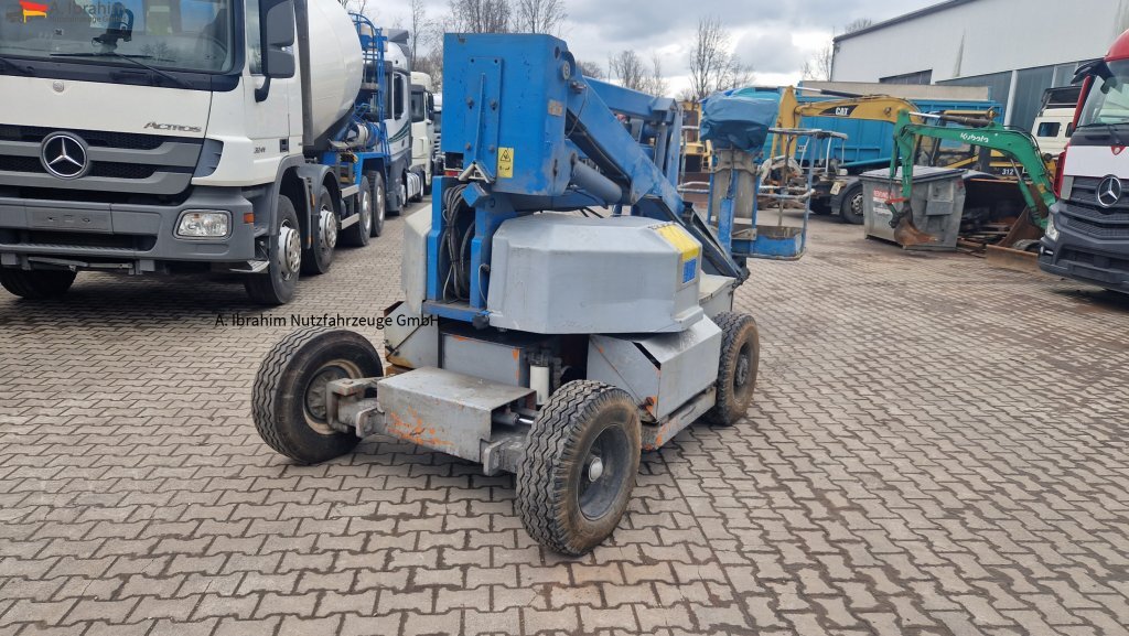 Genie 45/22 Elektro 15,70 m Höhe, 7,70 m Reichweite dem Alter entspr. - Nacelle articulée: photos 1 Genie 45/22 Elektro 15,70 m Höhe, 7,70 m Reichweite dem Alter entspr. - Nacelle articulée: photos 1