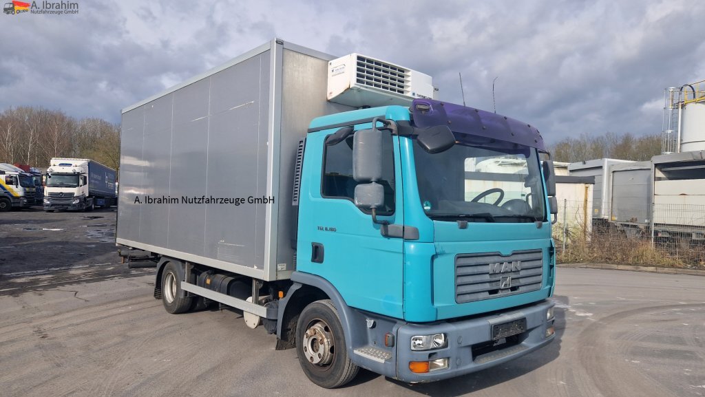 Camion frigorifique MAN 8.180 Thermokingkühlung - 30 ° sauber, 3. Gang kratzt, voll fahrbereit: photos 11