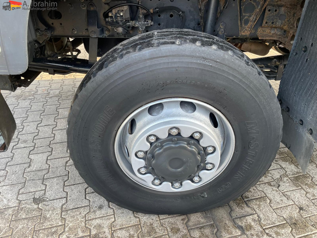 MAN TGS 26.480 Meiller 3 Seiten, Blatt Blatt, 6x6, Schalter ,3 Pedals - Camion benne: photos 5 MAN TGS 26.480 Meiller 3 Seiten, Blatt Blatt, 6x6, Schalter ,3 Pedals - Camion benne: photos 5