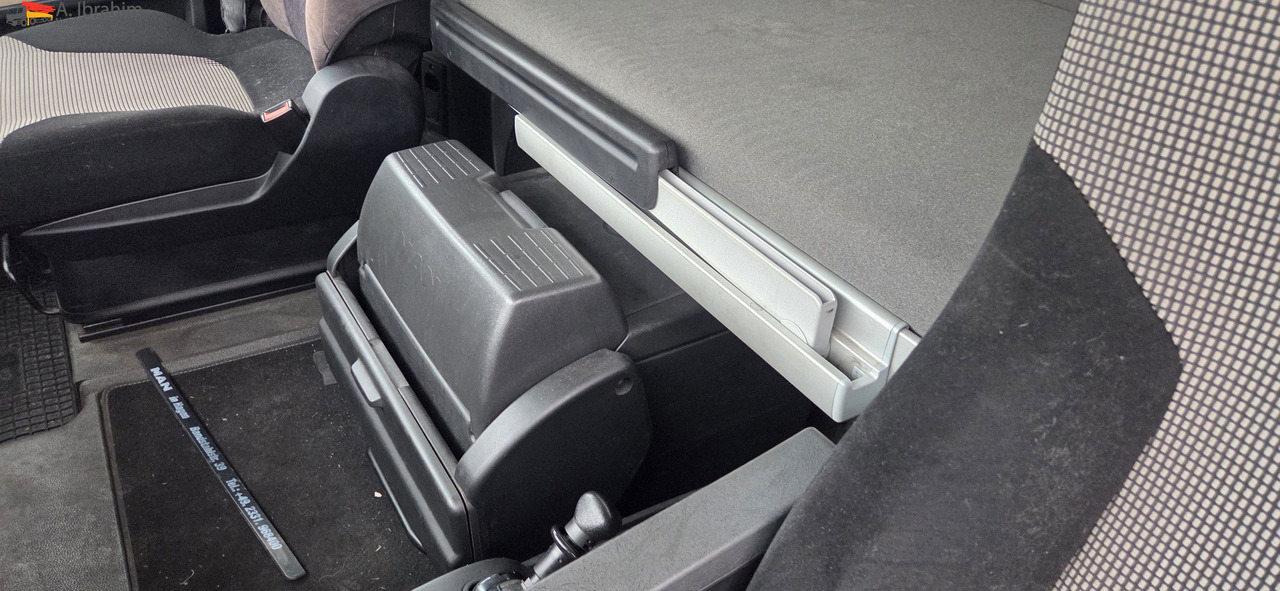 MAN TGX 26.460 6x2 | Lift-Lenkachse | Retarder | Klima | 2 x Vorhanden - Camion porte-conteneur/ Caisse mobile: photos 5 MAN TGX 26.460 6x2 | Lift-Lenkachse | Retarder | Klima | 2 x Vorhanden - Camion porte-conteneur/ Caisse mobile: photos 5