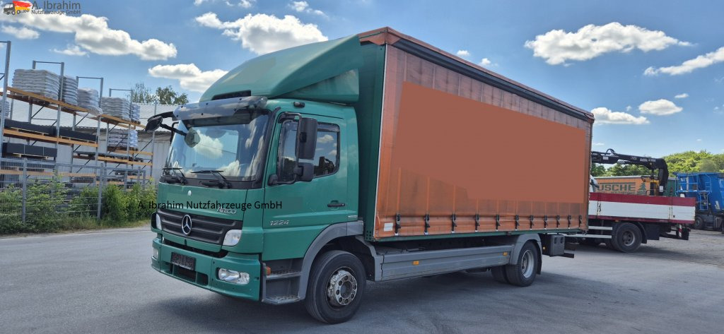 Mercedes-Benz 1224L Schiebeplane, Luftfederung HA - Camion à rideaux coulissants: photos 1 Mercedes-Benz 1224L Schiebeplane, Luftfederung HA - Camion à rideaux coulissants: photos 1