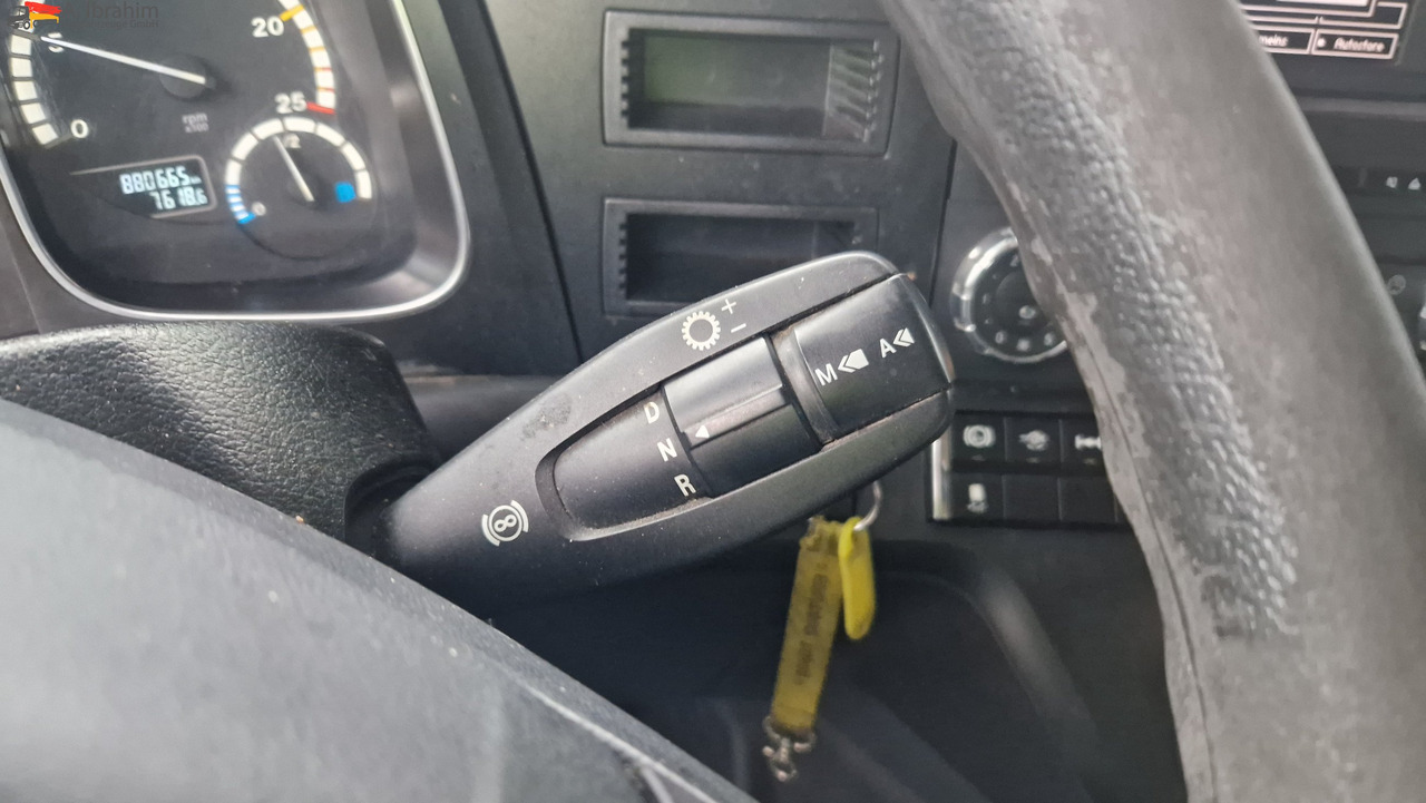 Mercedes-Benz 1845 Retarder Klima, Kühlschrank Edscha, Retarder, LBW, Zustand gut - Camion à rideaux coulissants: photos 3 Mercedes-Benz 1845 Retarder Klima, Kühlschrank Edscha, Retarder, LBW, Zustand gut - Camion à rideaux coulissants: photos 3