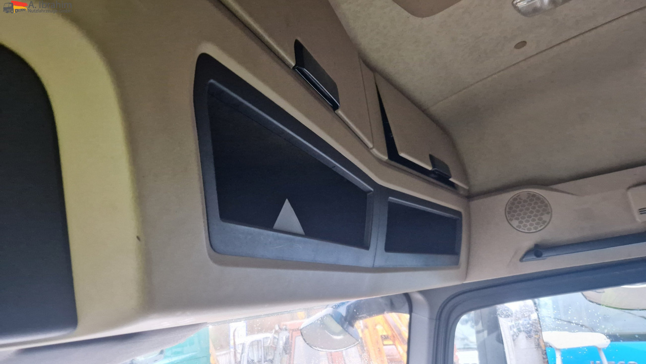 Mercedes-Benz 1845 Retarder Klima, Kühlschrank Edscha, Retarder, LBW, Zustand gut - Camion à rideaux coulissants: photos 5 Mercedes-Benz 1845 Retarder Klima, Kühlschrank Edscha, Retarder, LBW, Zustand gut - Camion à rideaux coulissants: photos 5