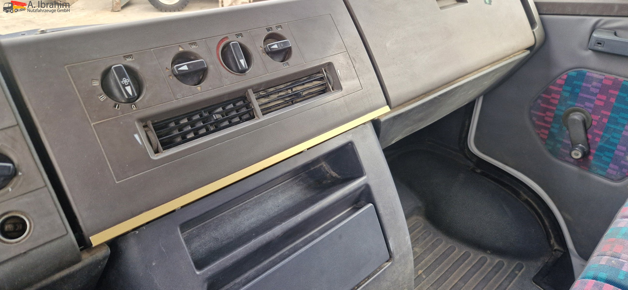 Mercedes-Benz 611 D Meiller Kipper Tüv 2026 - Camion benne: photos 2 Mercedes-Benz 611 D Meiller Kipper Tüv 2026 - Camion benne: photos 2