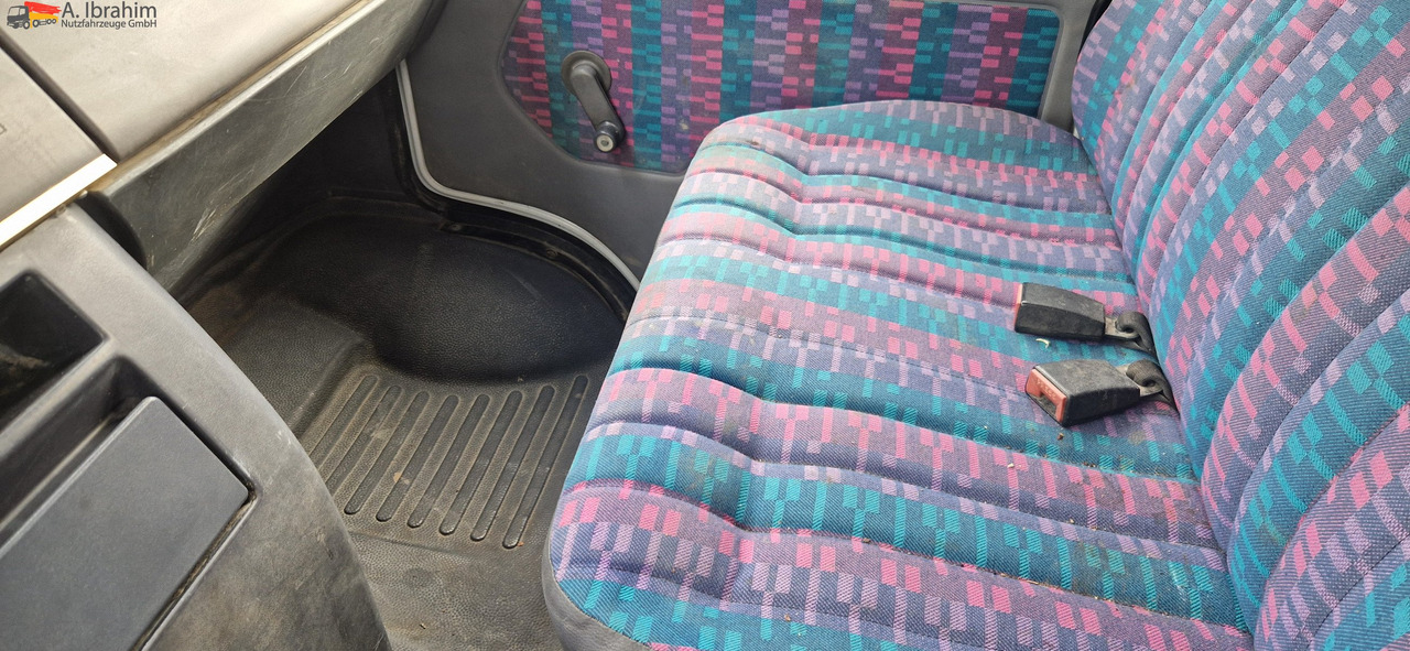 Mercedes-Benz 611 D Meiller Kipper Tüv 2026 - Camion benne: photos 4 Mercedes-Benz 611 D Meiller Kipper Tüv 2026 - Camion benne: photos 4