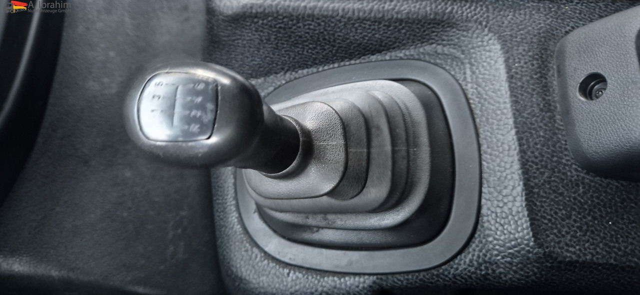 Mercedes-Benz 818L LBW, Luftfederung - Fourgon grand volume: photos 5 Mercedes-Benz 818L LBW, Luftfederung - Fourgon grand volume: photos 5