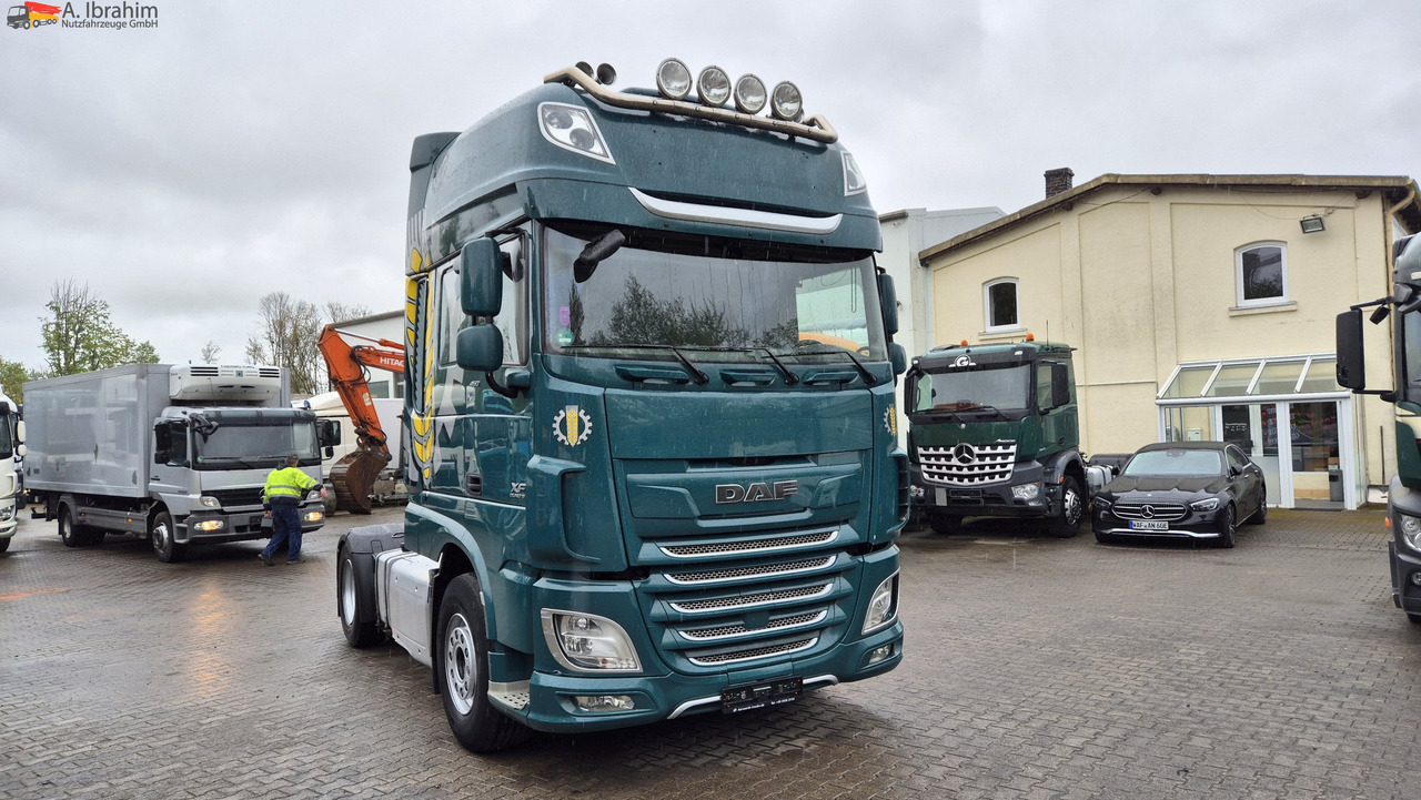 Tracteur routier Daf XF460 FT Spoiler, Kipphydr., Retarder, Standklima deutsches Fahrzeug 1. Hand: photos 9 Tracteur routier Daf XF460 FT Spoiler, Kipphydr., Retarder, Standklima deutsches Fahrzeug 1. Hand: photos 9