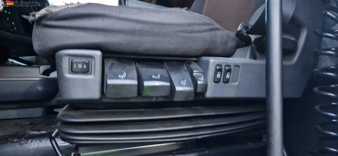 Scania R 480 Retarder, Klima, Zustand gut PTO für Kompressor - Tracteur routier: photos 2 Scania R 480 Retarder, Klima, Zustand gut PTO für Kompressor - Tracteur routier: photos 2