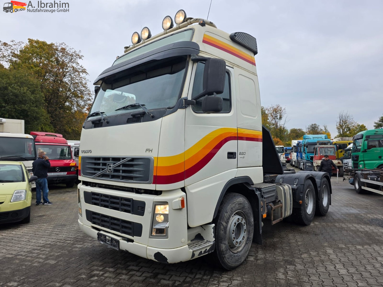 Volvo FH 520 | 6x4 | Schaltgetriebe | Blatt Blatt Klima | Trommelbremse | 3 Pedals - Tracteur routier: photos 1 Volvo FH 520 | 6x4 | Schaltgetriebe | Blatt Blatt Klima | Trommelbremse | 3 Pedals - Tracteur routier: photos 1