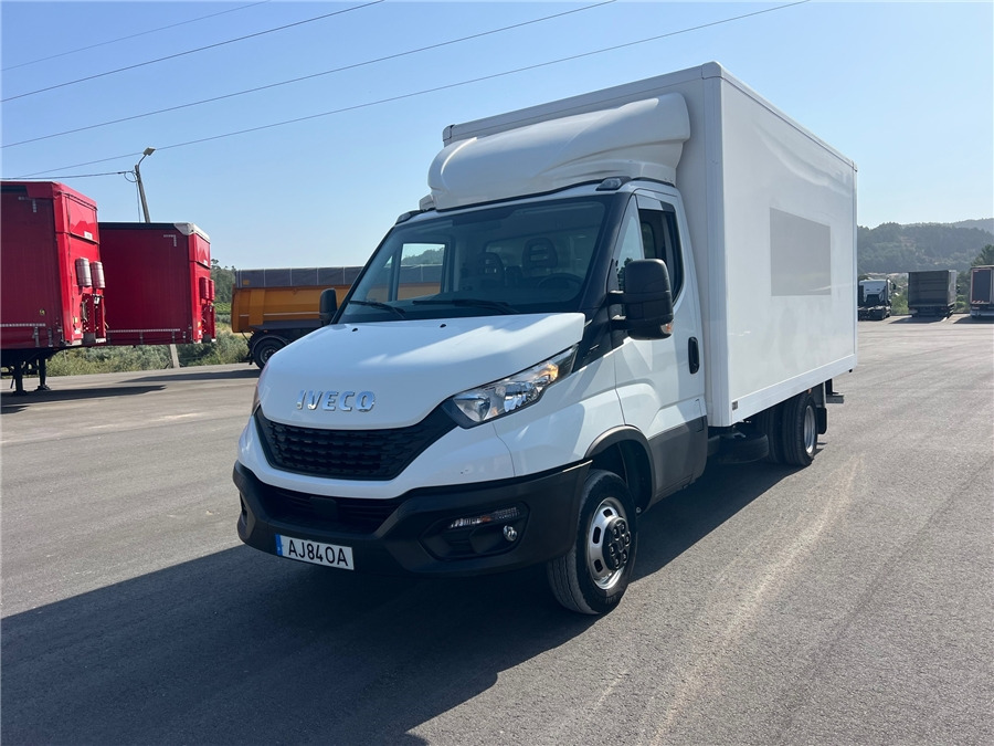 Iveco 35C16H - Camion fourgon: photos 1 Iveco 35C16H - Camion fourgon: photos 1