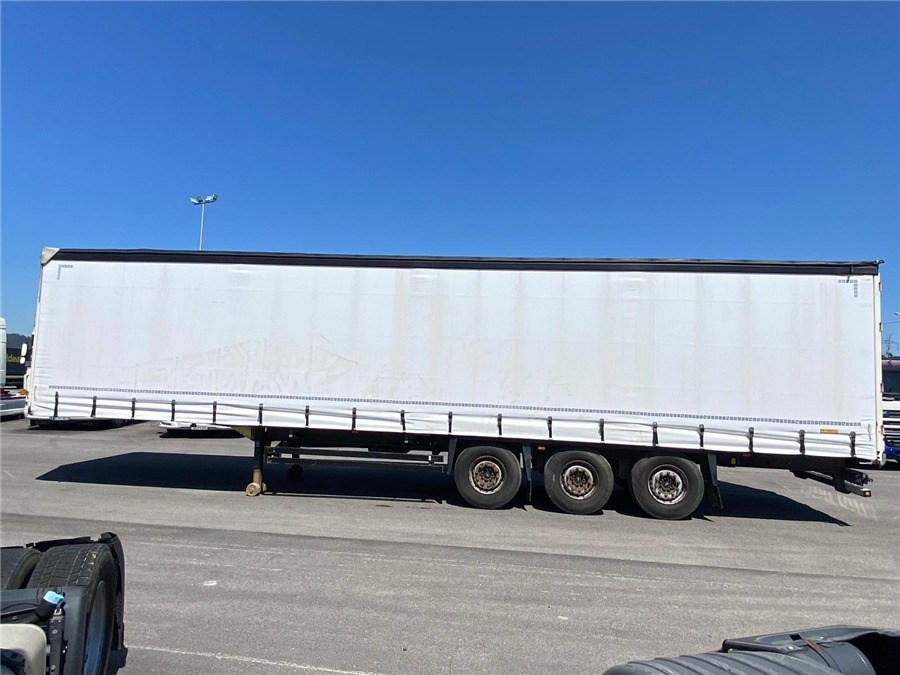 SCHMITZ CARGOBULL - Semi-remorque rideaux coulissants: photos 5 SCHMITZ CARGOBULL - Semi-remorque rideaux coulissants: photos 5