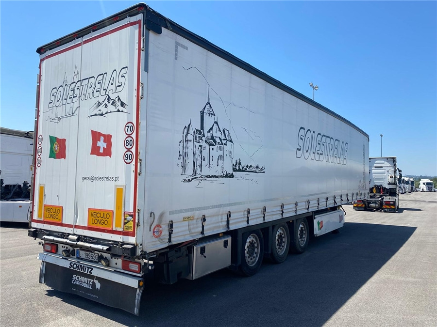 SCHMITZ CARGOBULL SCB-S3T - Semi-remorque rideaux coulissants: photos 2 SCHMITZ CARGOBULL SCB-S3T - Semi-remorque rideaux coulissants: photos 2
