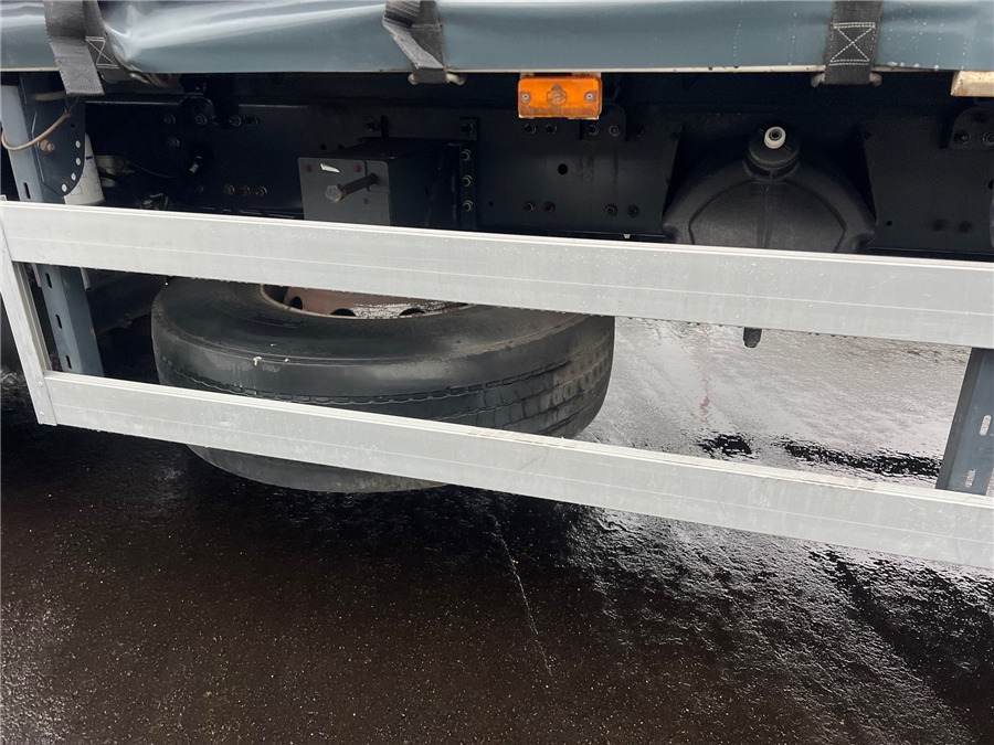 Camion à rideaux coulissants Volvo FE 280: photos 12