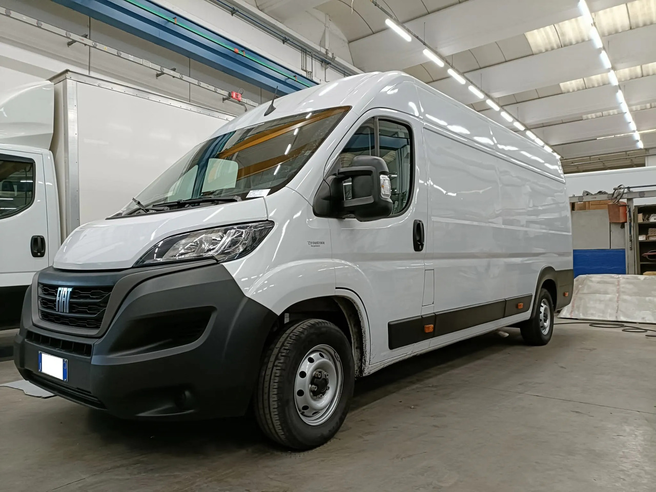 FIAT DUCATO 35 L3H2 - Fourgon utilitaire: photos 1 FIAT DUCATO 35 L3H2 - Fourgon utilitaire: photos 1
