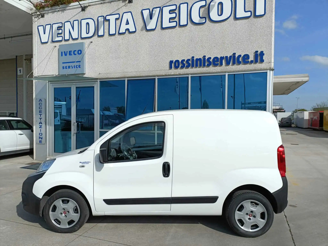 FIAT FIORINO SX - Fourgon utilitaire: photos 3 FIAT FIORINO SX - Fourgon utilitaire: photos 3