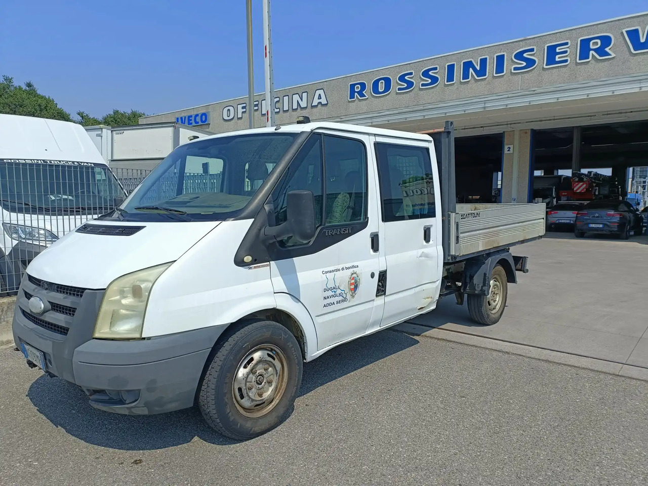FORD TRANSIT DOPPIA CABINA - Utilitaire plateau: photos 1 FORD TRANSIT DOPPIA CABINA - Utilitaire plateau: photos 1