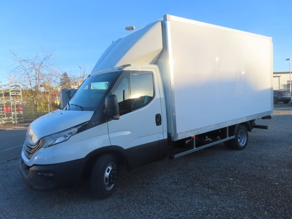 IVECO DAILY 35C16 3000 cc KM 0 - Fourgon grand volume: photos 1 IVECO DAILY 35C16 3000 cc KM 0 - Fourgon grand volume: photos 1