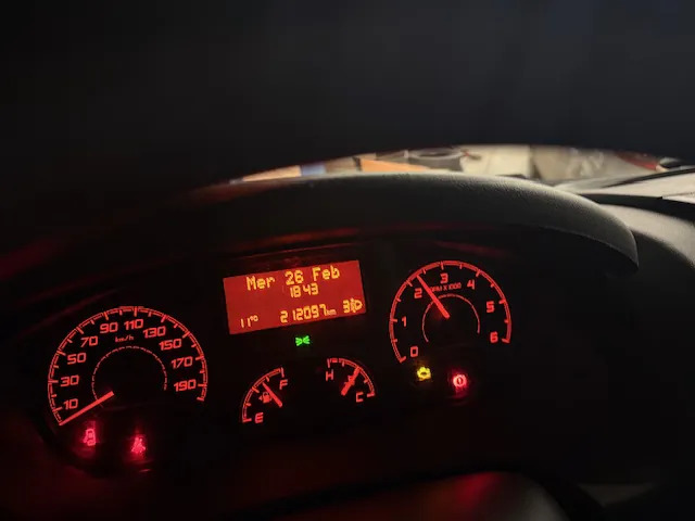 PEUGEOT BOXER FURGONE STANDARD - Fourgon utilitaire: photos 4 PEUGEOT BOXER FURGONE STANDARD - Fourgon utilitaire: photos 4