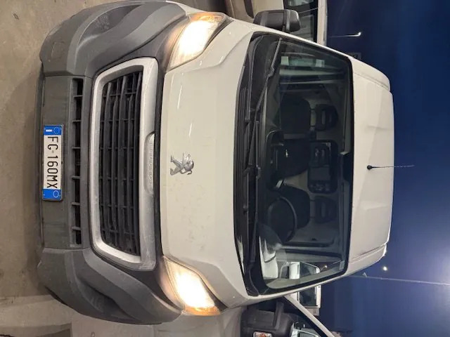 PEUGEOT BOXER FURGONE STANDARD - Fourgon utilitaire: photos 2 PEUGEOT BOXER FURGONE STANDARD - Fourgon utilitaire: photos 2
