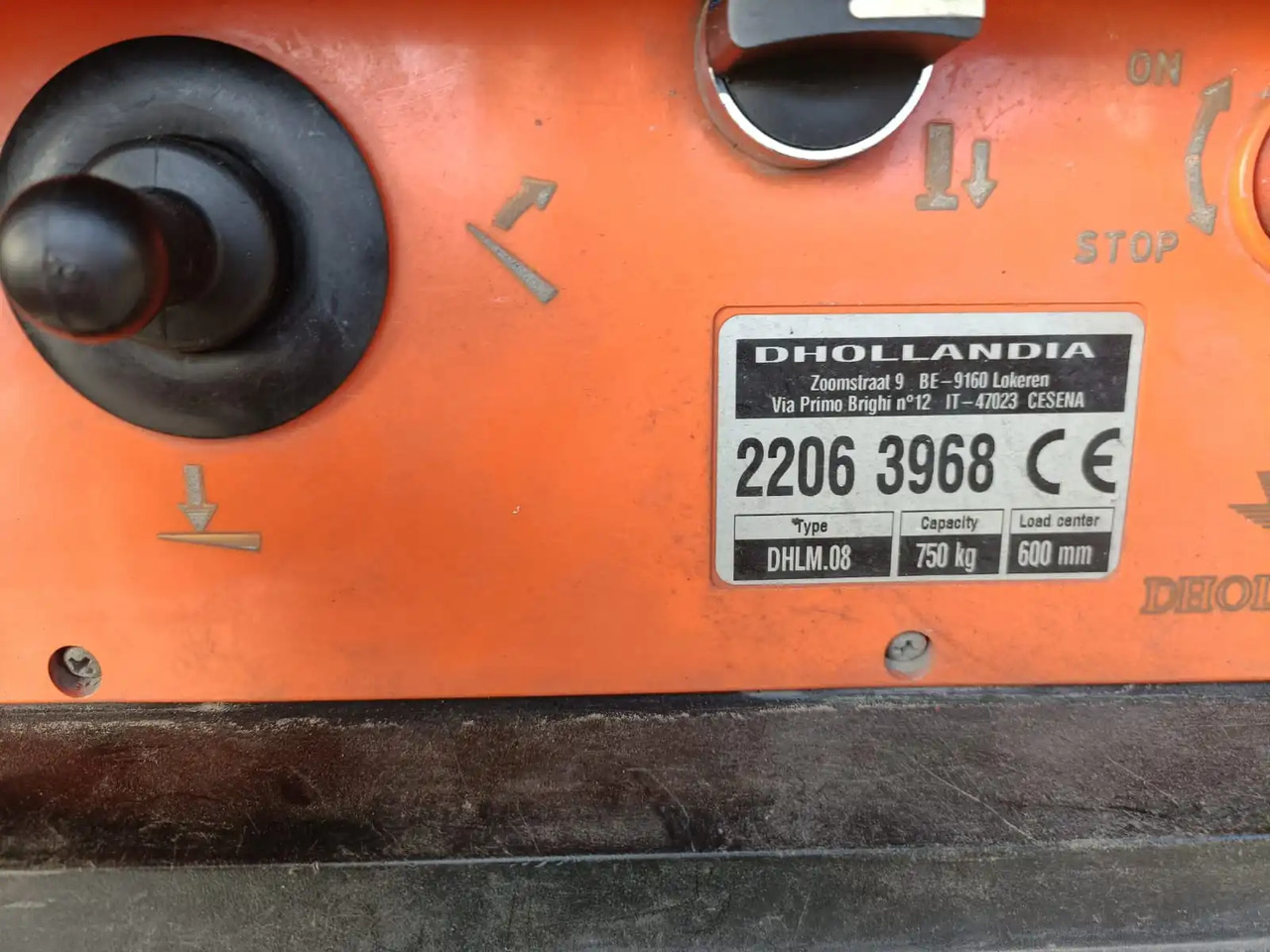 SPONDA IDRAULICA DHOLLANDIA - Hayon élévateur: photos 2 SPONDA IDRAULICA DHOLLANDIA - Hayon élévateur: photos 2