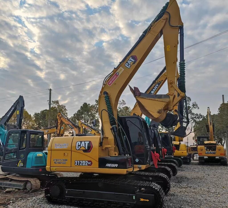 Caterpillar 312D - Pelle sur chenille: photos 4 Caterpillar 312D - Pelle sur chenille: photos 4