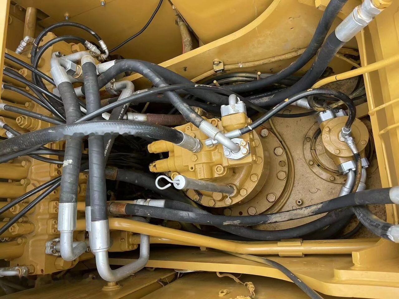 Caterpillar 320C - Pelle sur chenille: photos 3 Caterpillar 320C - Pelle sur chenille: photos 3