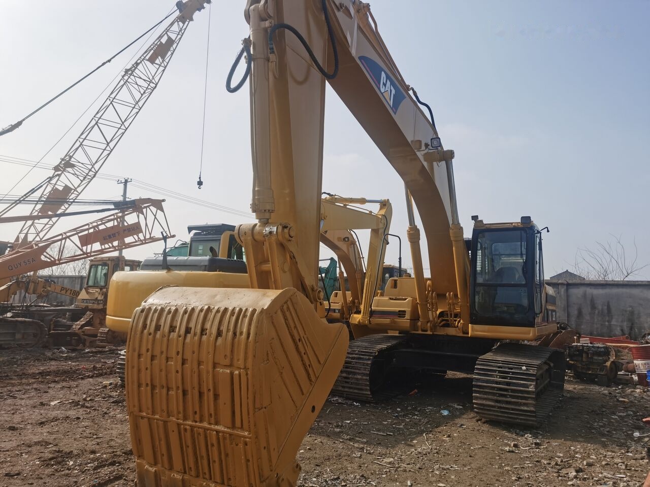 Caterpillar 325B - Pelle sur chenille: photos 2 Caterpillar 325B - Pelle sur chenille: photos 2