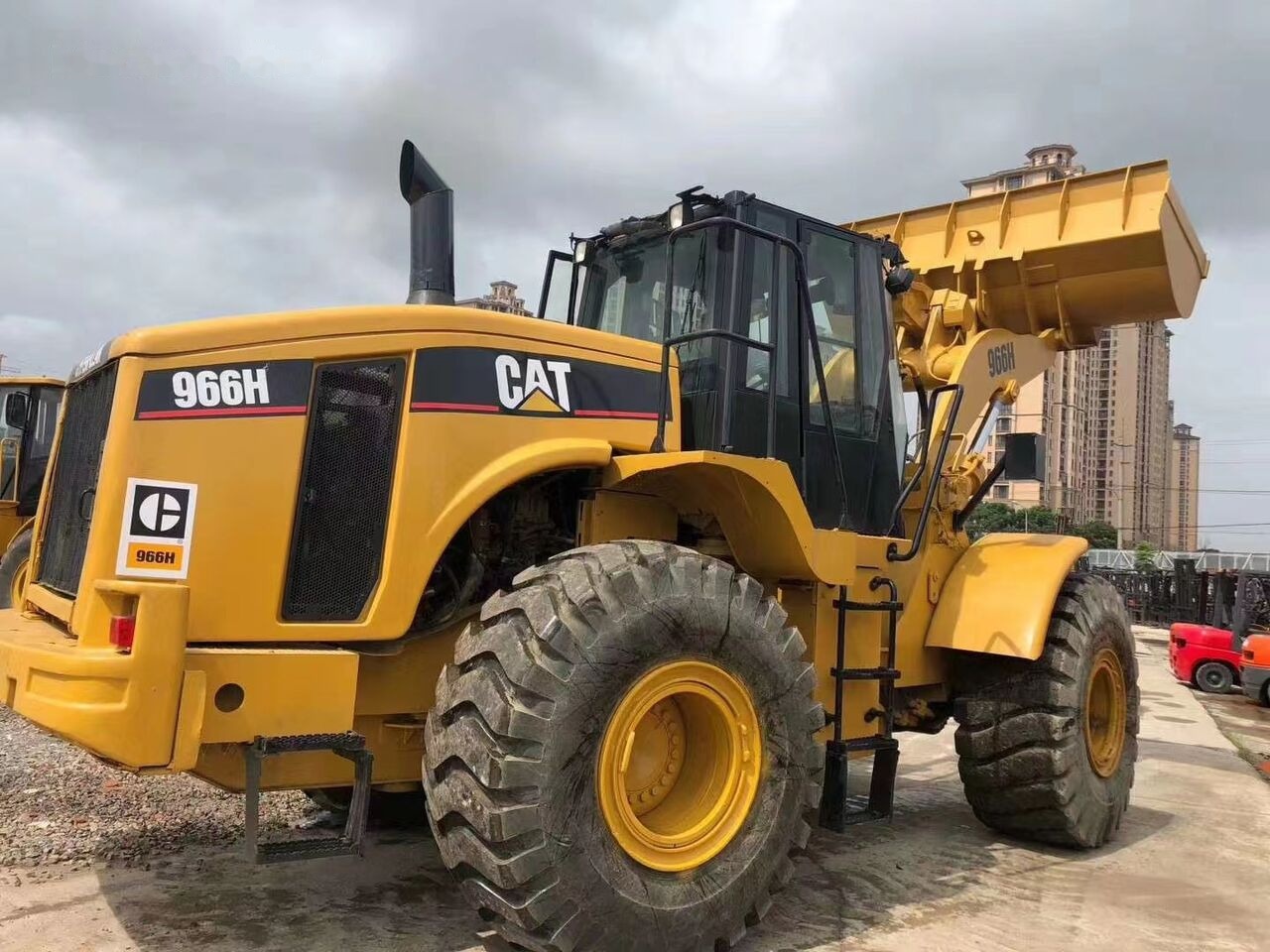 Caterpillar 966H - Chargeuse sur pneus: photos 3 Caterpillar 966H - Chargeuse sur pneus: photos 3