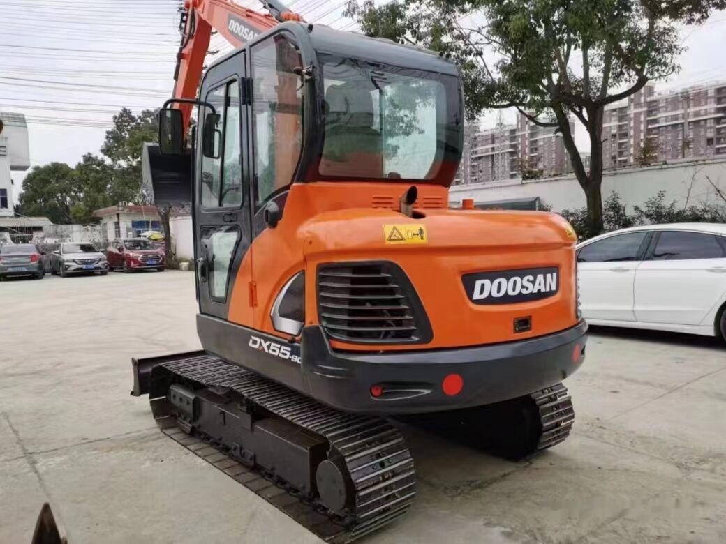 Doosan DX55 - Pelle sur chenille: photos 4 Doosan DX55 - Pelle sur chenille: photos 4