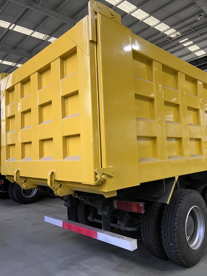 Howo TX 6X4 - Camion benne: photos 5 Howo TX 6X4 - Camion benne: photos 5