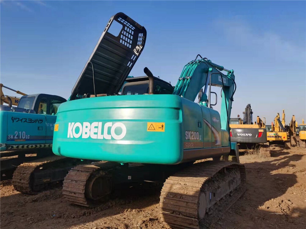 Kobelco SK200LC - Pelle sur chenille: photos 2 Kobelco SK200LC - Pelle sur chenille: photos 2