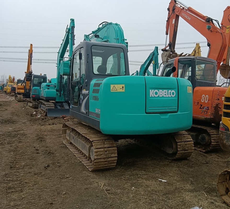 Kobelco SK75-8 - Pelle sur chenille: photos 4 Kobelco SK75-8 - Pelle sur chenille: photos 4