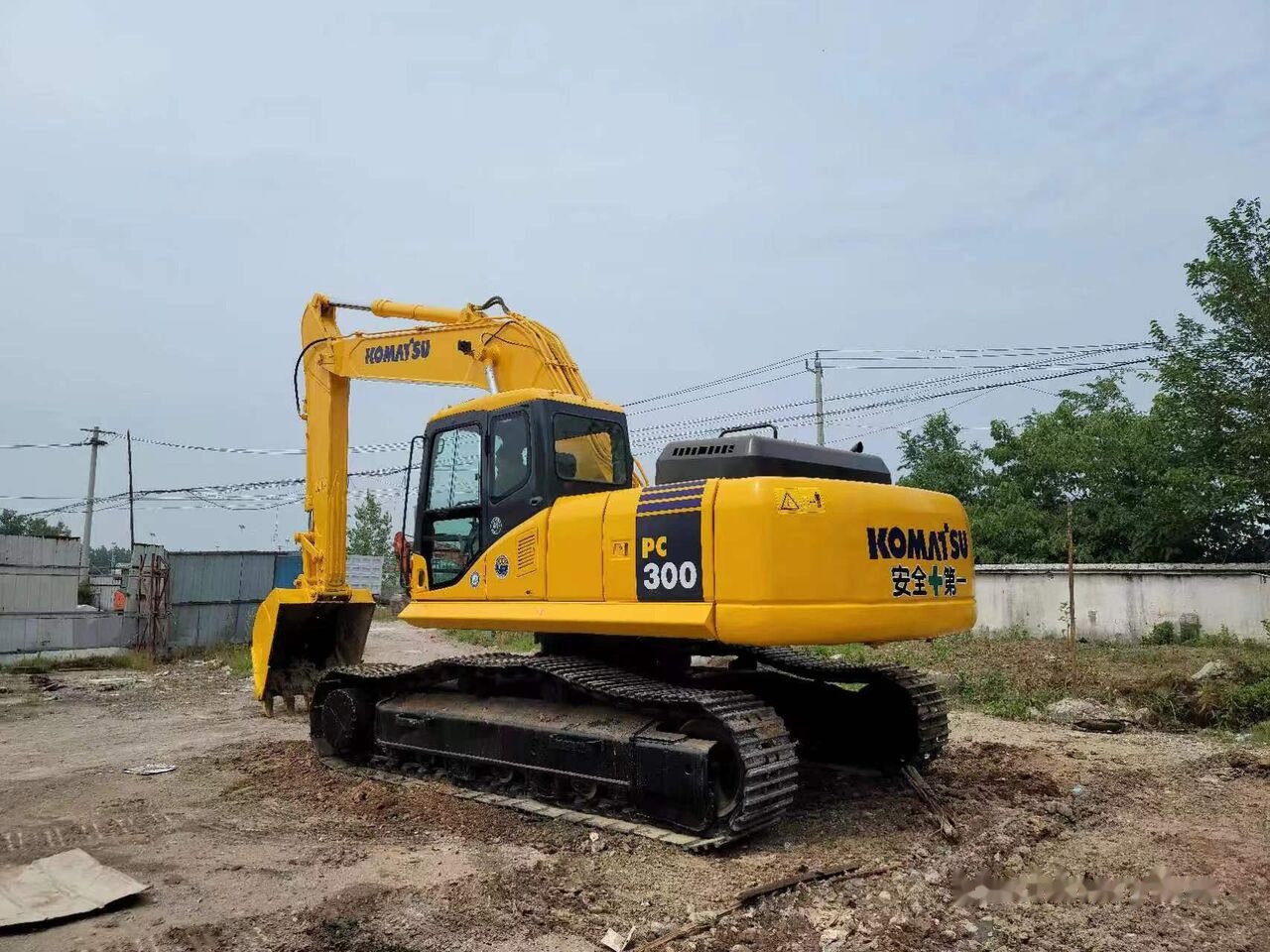 Komatsu PC300-7 - Pelle sur chenille: photos 2 Komatsu PC300-7 - Pelle sur chenille: photos 2