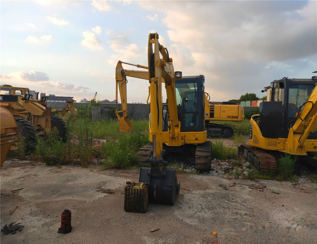 Komatsu PC55 - Mini pelle: photos 3 Komatsu PC55 - Mini pelle: photos 3