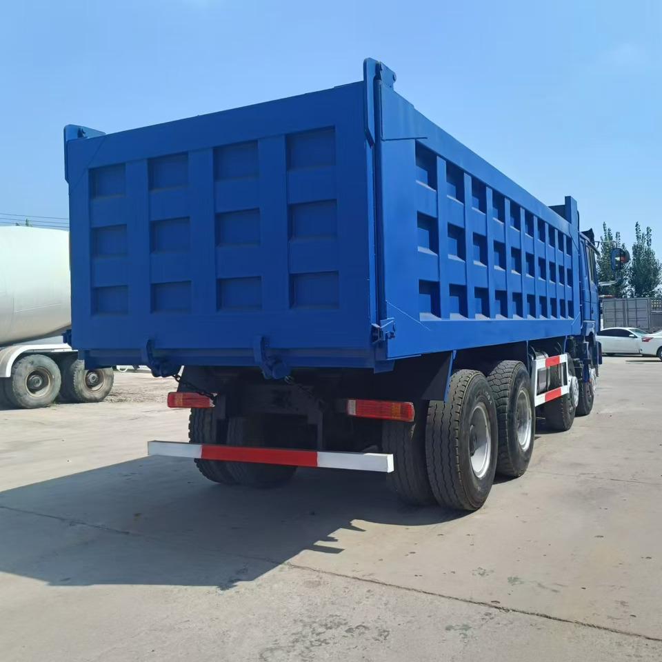 Shacman F3000 - Camion benne: photos 3 Shacman F3000 - Camion benne: photos 3