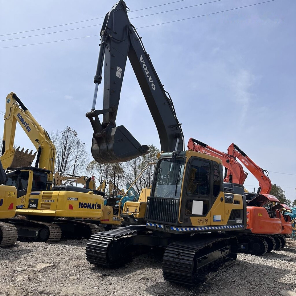Volvo EC140 - Pelle sur chenille: photos 2 Volvo EC140 - Pelle sur chenille: photos 2