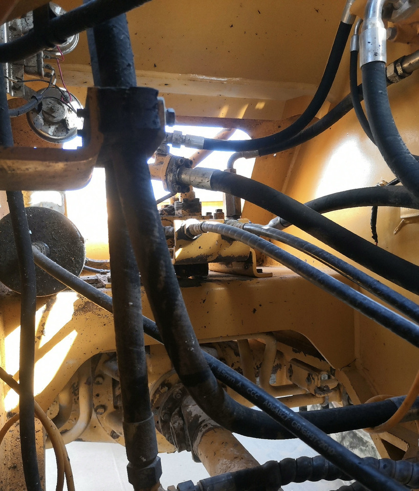 XCMG LW500KN - Chargeuse sur pneus: photos 2 XCMG LW500KN - Chargeuse sur pneus: photos 2