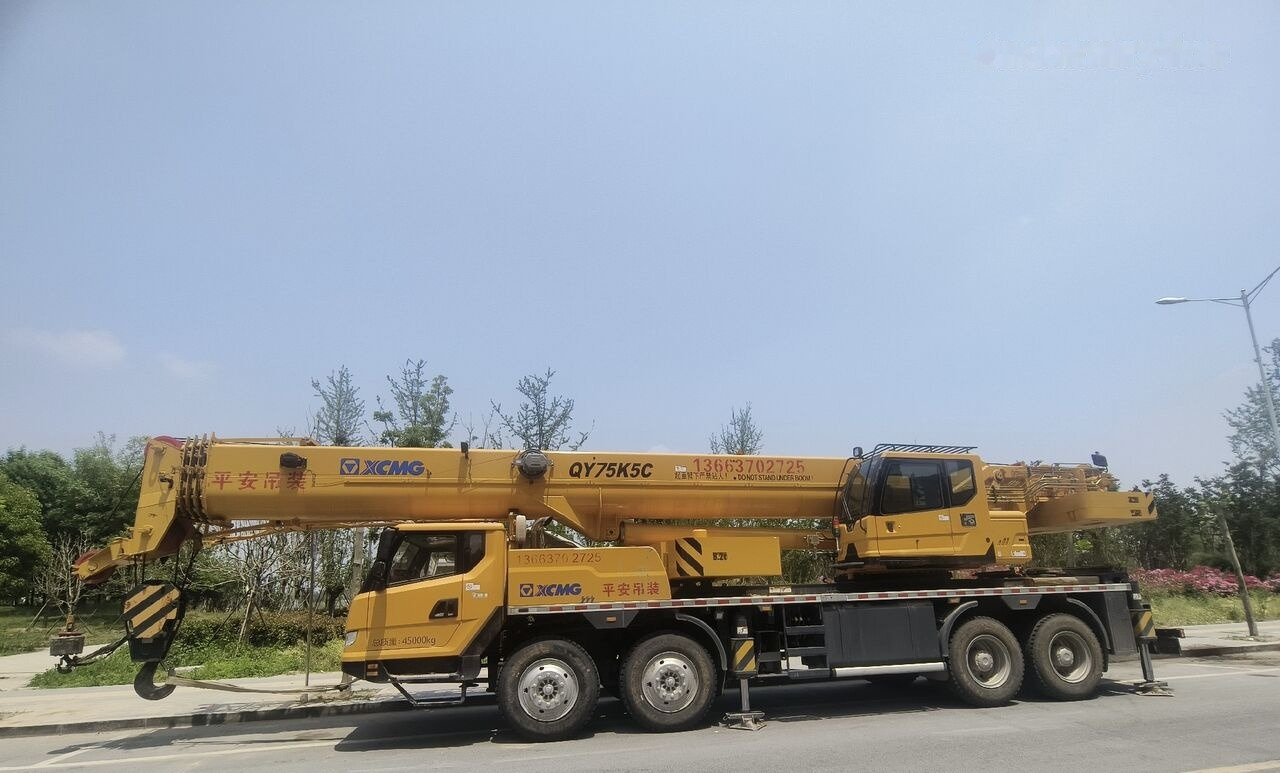 XCMG QY75K5C - Grue mobile: photos 3 XCMG QY75K5C - Grue mobile: photos 3