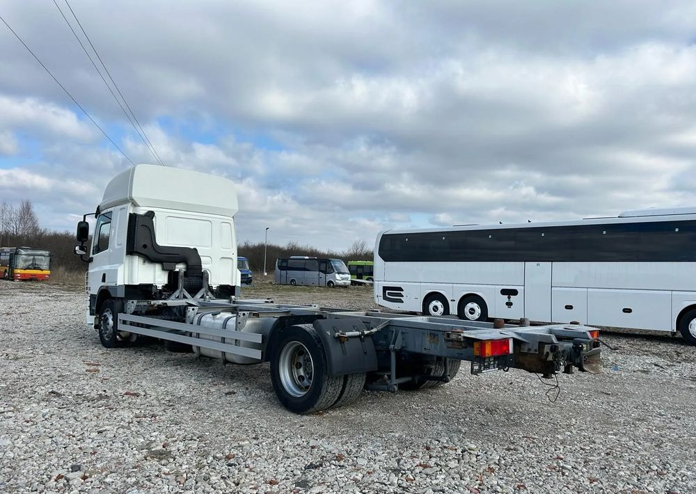 DAF CF75.310 - Châssis cabine: photos 4 DAF CF75.310 - Châssis cabine: photos 4