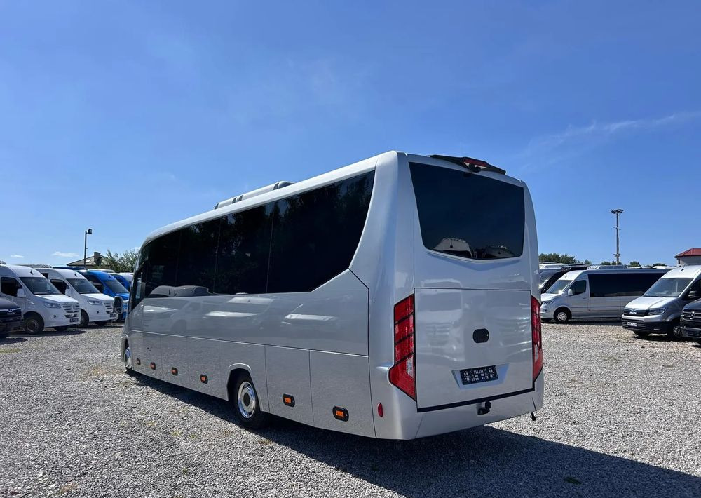 Minibus, Transport de personnes neuf Iveco Daily: photos 7