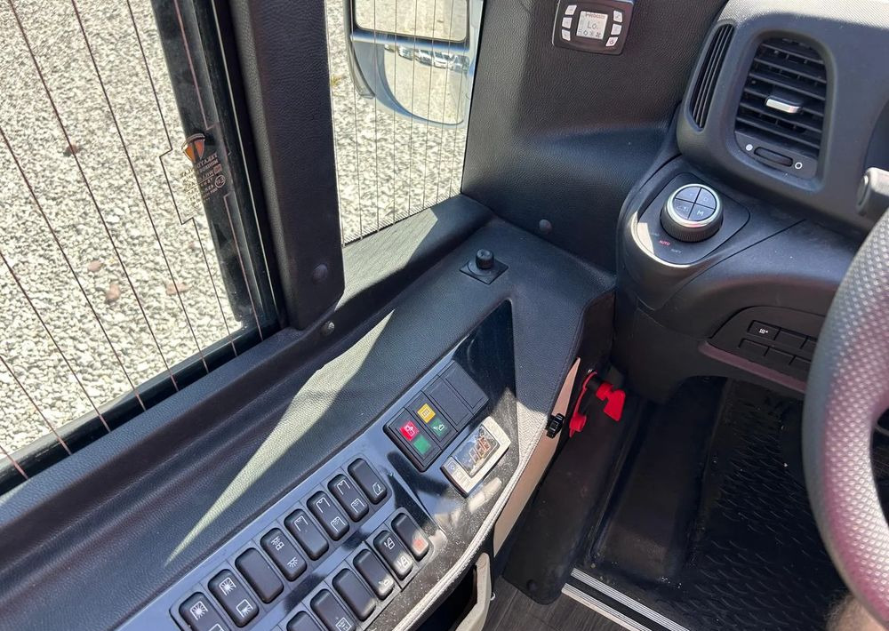 Minibus, Transport de personnes neuf Iveco Daily: photos 15