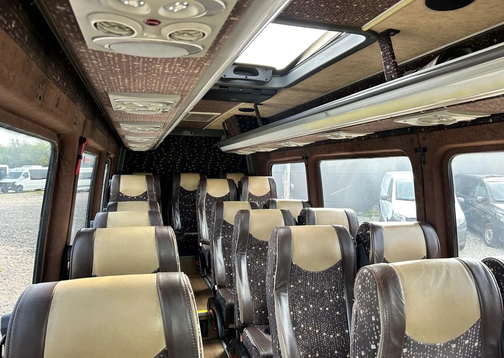 Crédit-bail de  Mercedes-Benz Sprinter 519 Mercedes-Benz Sprinter 519: photos 9