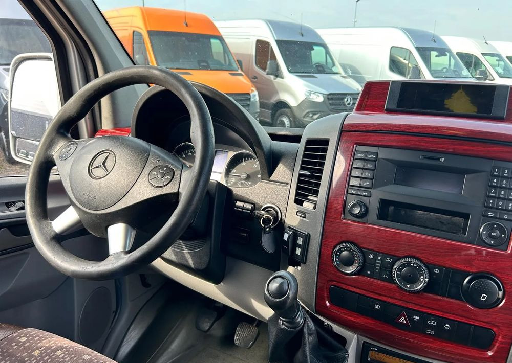 Crédit-bail de  Mercedes-Benz Sprinter 519 Mercedes-Benz Sprinter 519: photos 8
