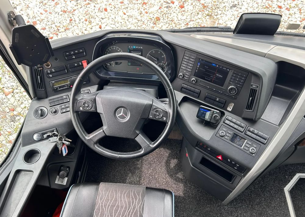 Autocar Mercedes-Benz Tourismo: photos 15