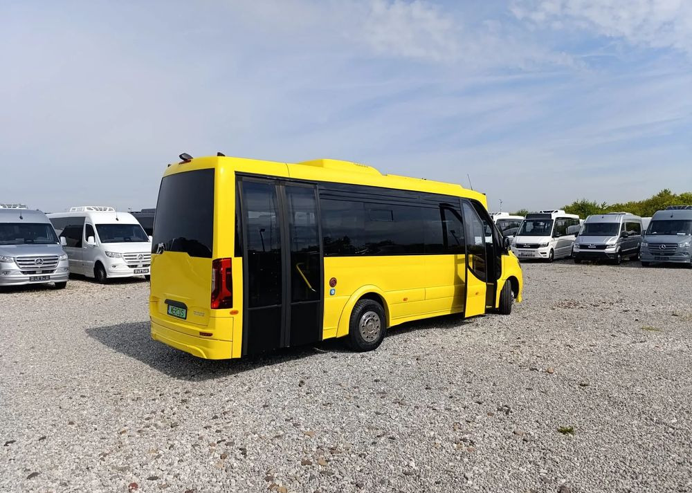 Mercedes-Benz eSprinter - Minibus, Bus électrique: photos 5 Mercedes-Benz eSprinter - Minibus, Bus électrique: photos 5