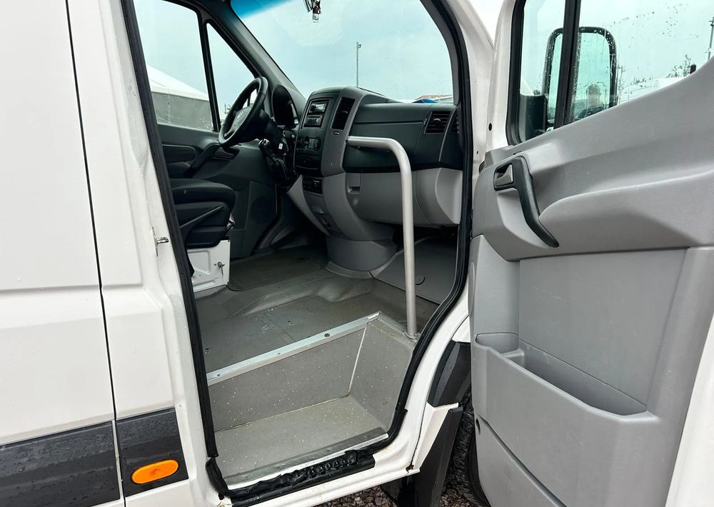 Minibus, Transport de personnes Volkswagen Crafter: photos 11