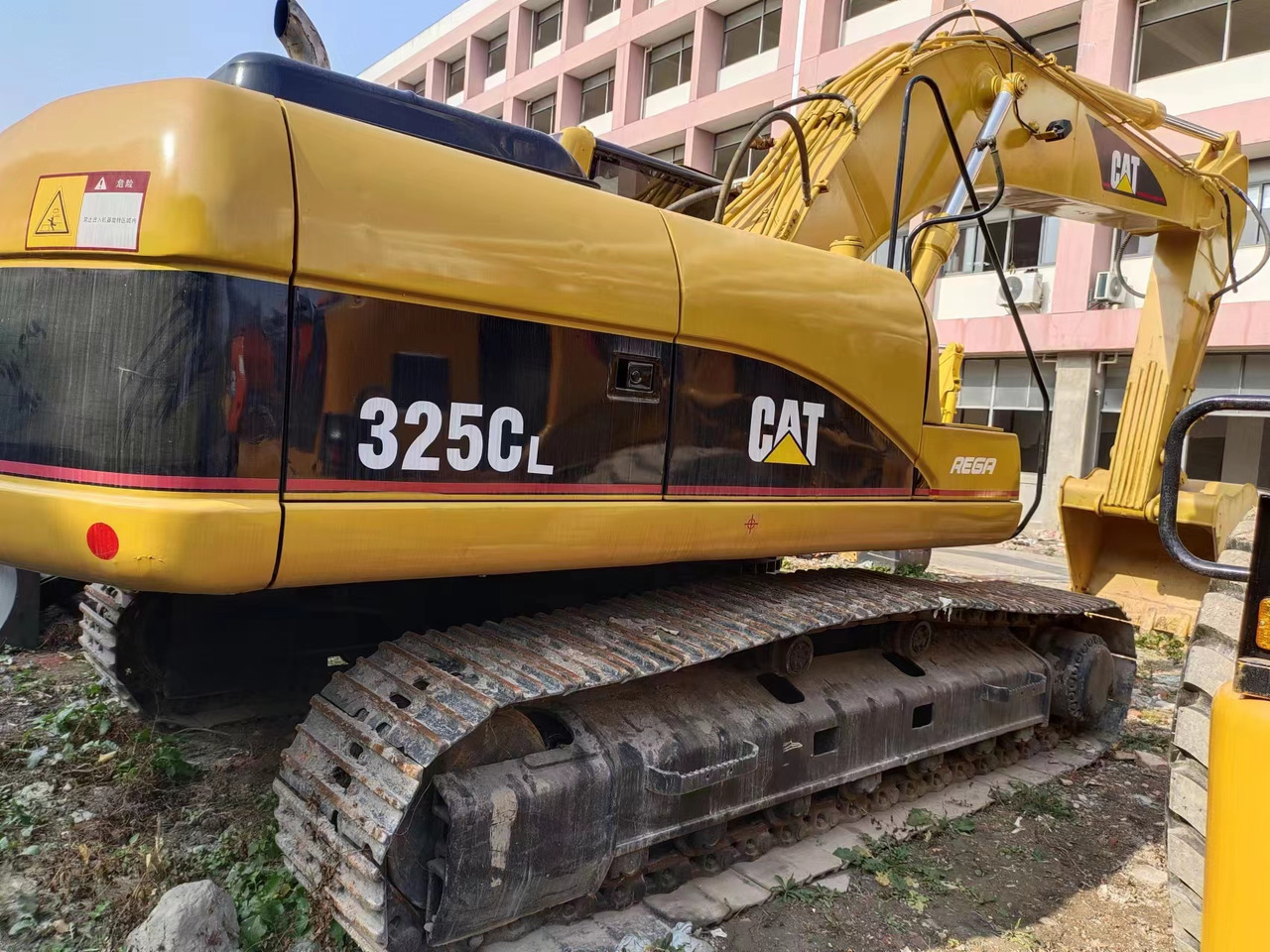 CAT 325CL - Pelle sur chenille: photos 1 CAT 325CL - Pelle sur chenille: photos 1