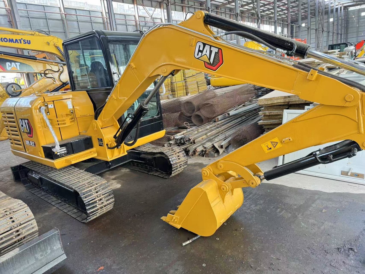 CATERPILLAR 305.5E2 CAT 305 308 306 307 - Mini pelle: photos 1 CATERPILLAR 305.5E2 CAT 305 308 306 307 - Mini pelle: photos 1