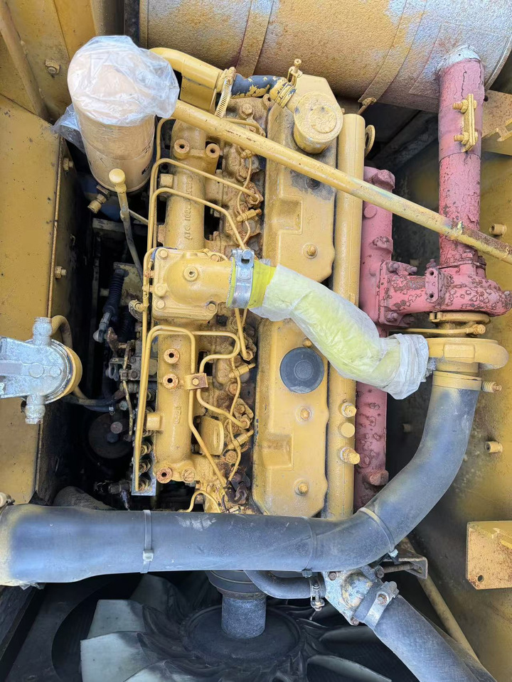 CATERPILLAR 320C - Pelle sur chenille: photos 3 CATERPILLAR 320C - Pelle sur chenille: photos 3